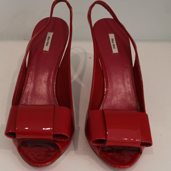 NEW MIU MIU RED BOW PATENT LEATHER SLINGBACK SANDALS HEELS 38.5 REDUCED PRICE - Picture 8 of 9